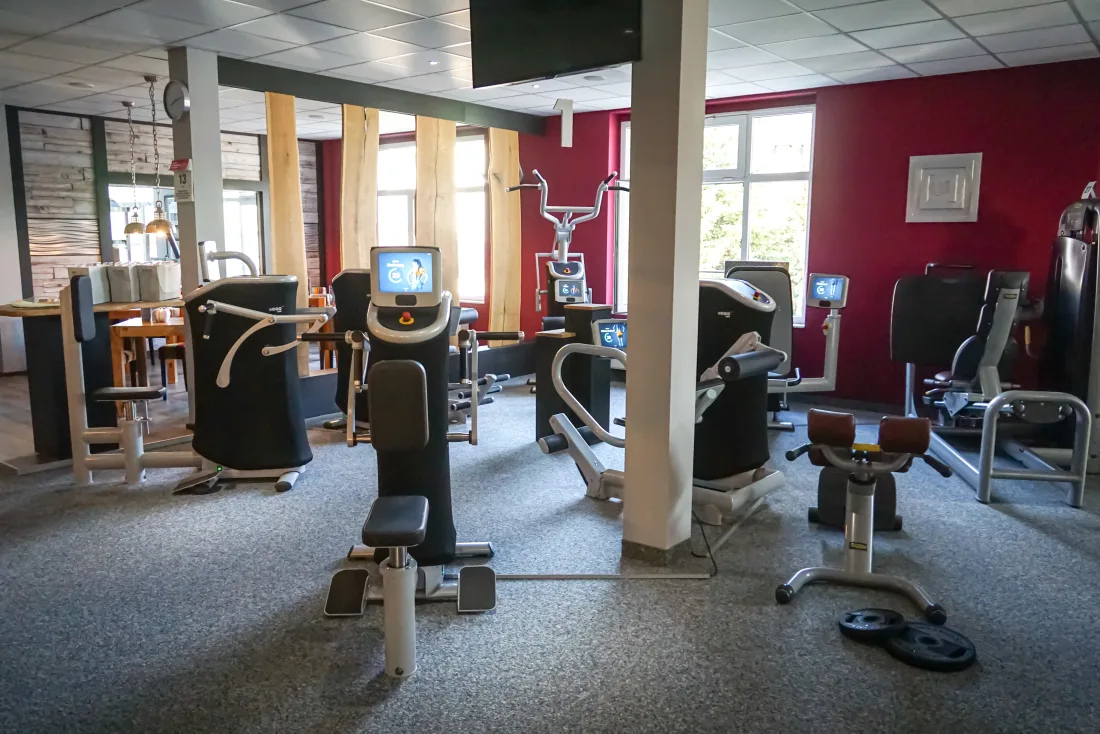eGYM-Gerät mit Trainingsdisplay im Westend Sport Plauen